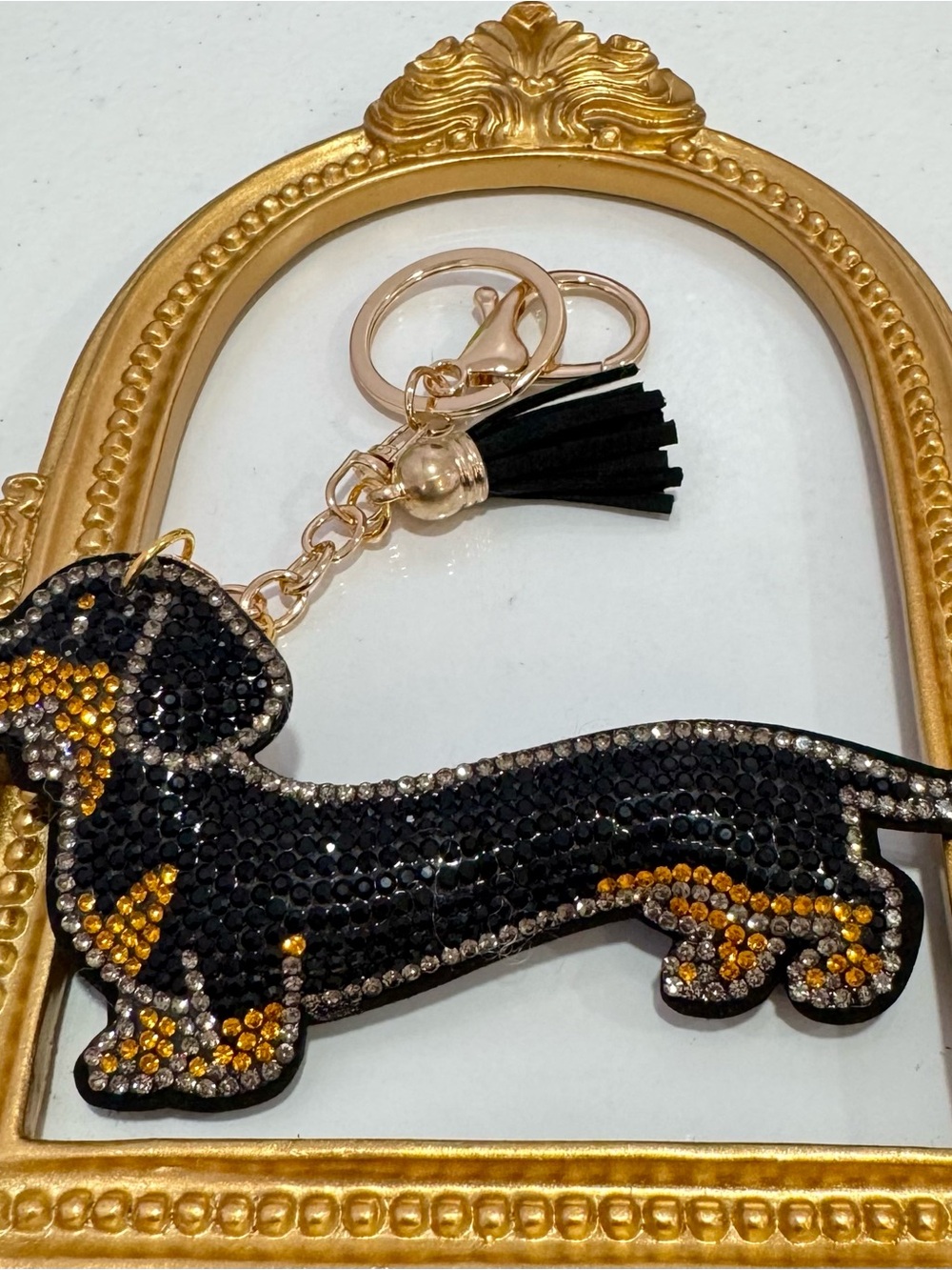 New Crystal Dachshund Keychain - Black & Gold - Picture 2 of 6